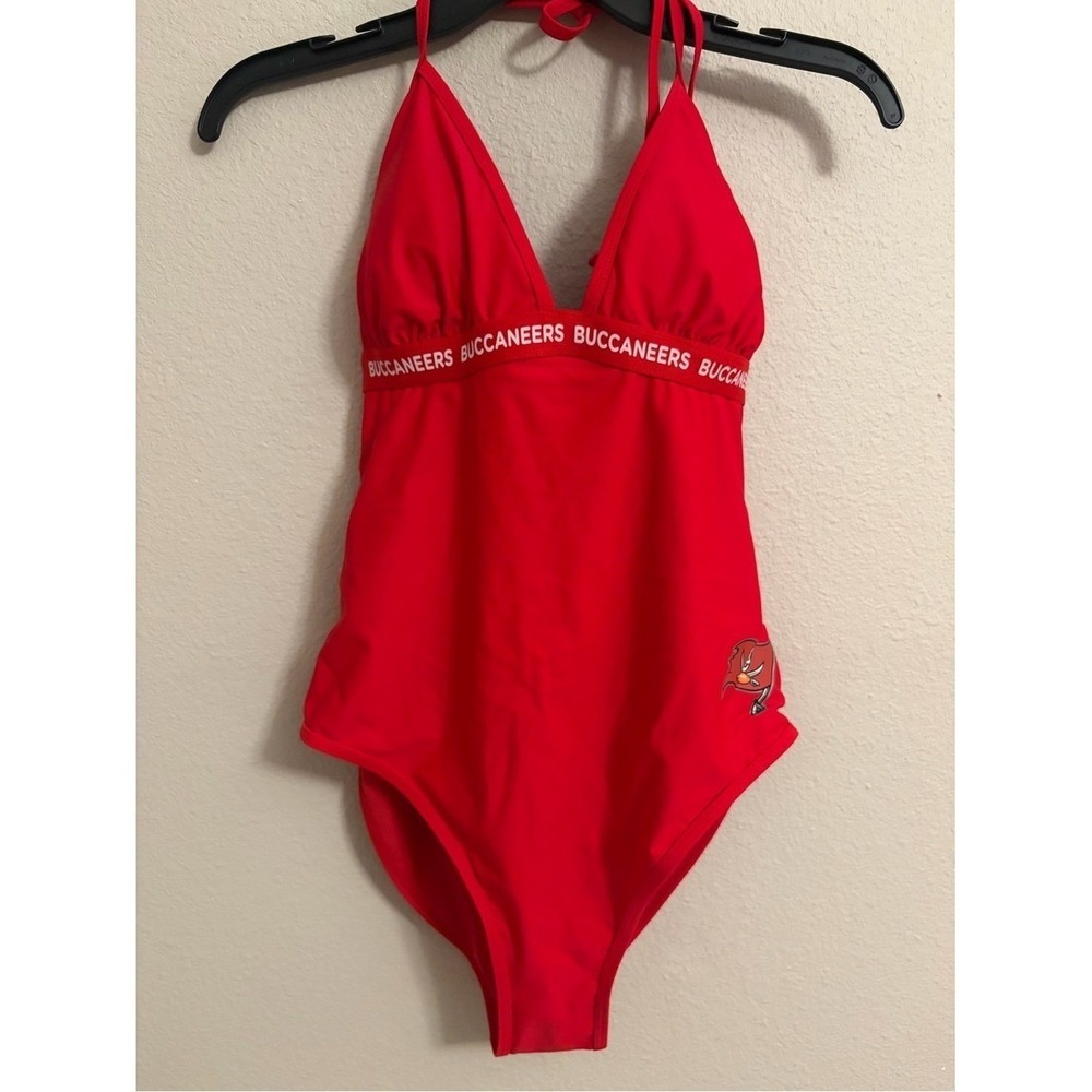NFL Team Apparel Tampa Bay Buccaneers Red Halter One Piece Swimsuit NWT XXL - Picture 5 of 11